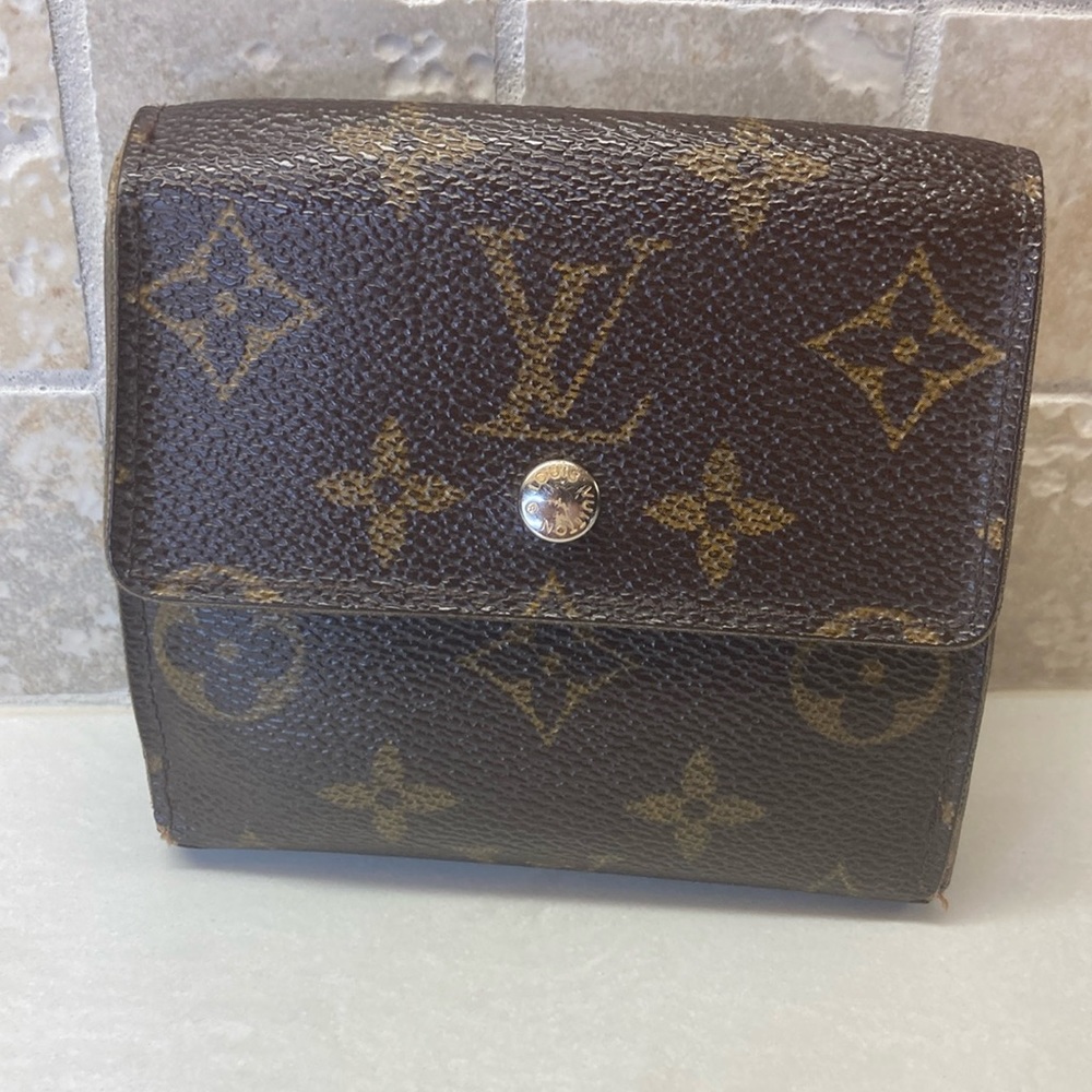 Louis Vuitton trifold wallet